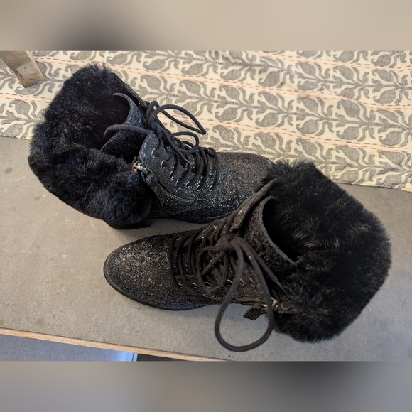 VeryG - Stylish Black Glitter Women's Boots - Picture 8 of 8